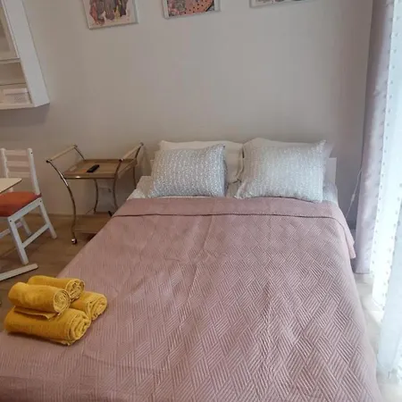 Summer Apartment